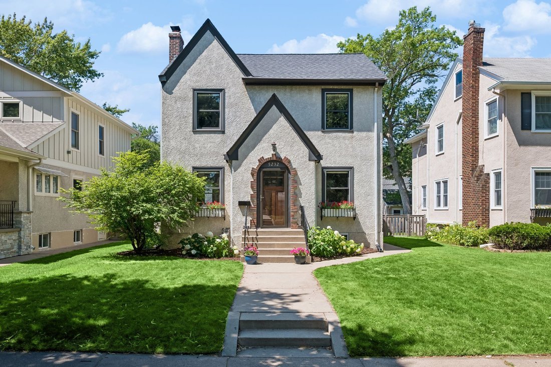 Minneapolis, Minnesota, United States 1 - 18666435