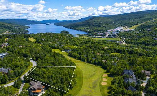Land in Mont-Tremblant, Quebec, Canada 1