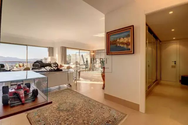 Apartment in Cannes, Provence-Alpes-Côte d'Azur, France 3 - 15655728