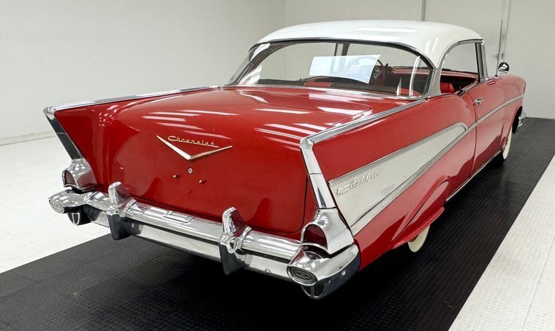 Coupe in Morgantown, United States 5 - 18666189