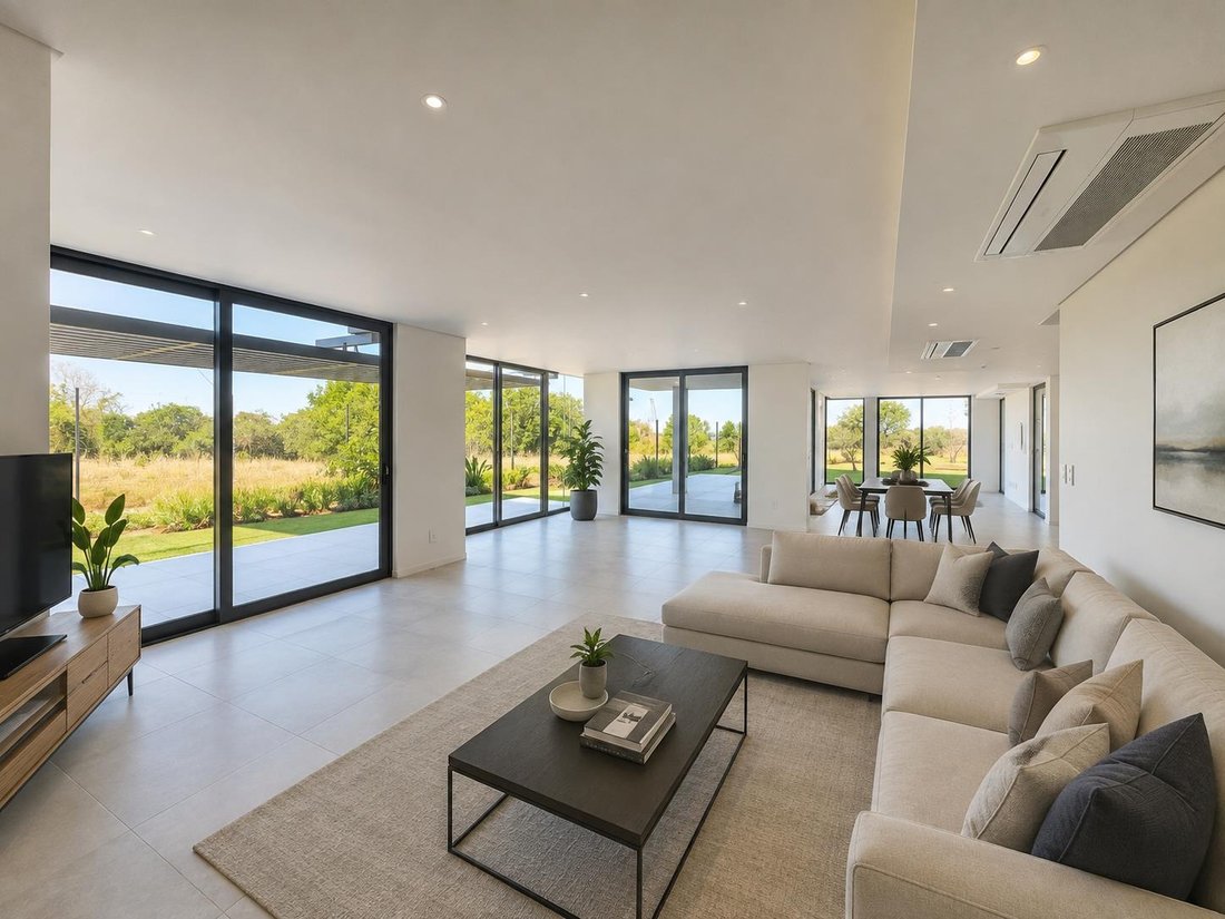 House in Hillhead, KwaZulu-Natal, South Africa 5 - 18669673