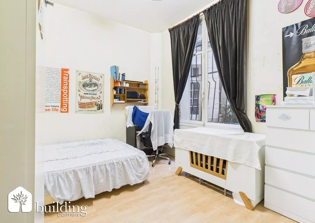 Apartment in La Fourche-Guy Môquet, Paris 17e Arrondissement, Paris 5 - 18666334