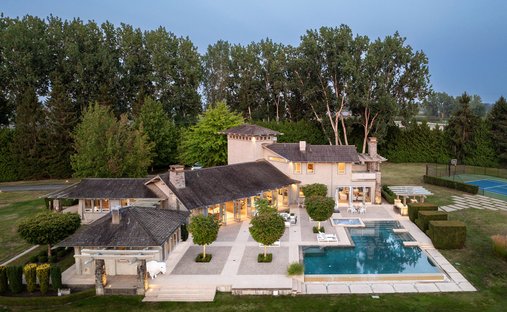 Estate in Richmond, British Columbia, Canada 1