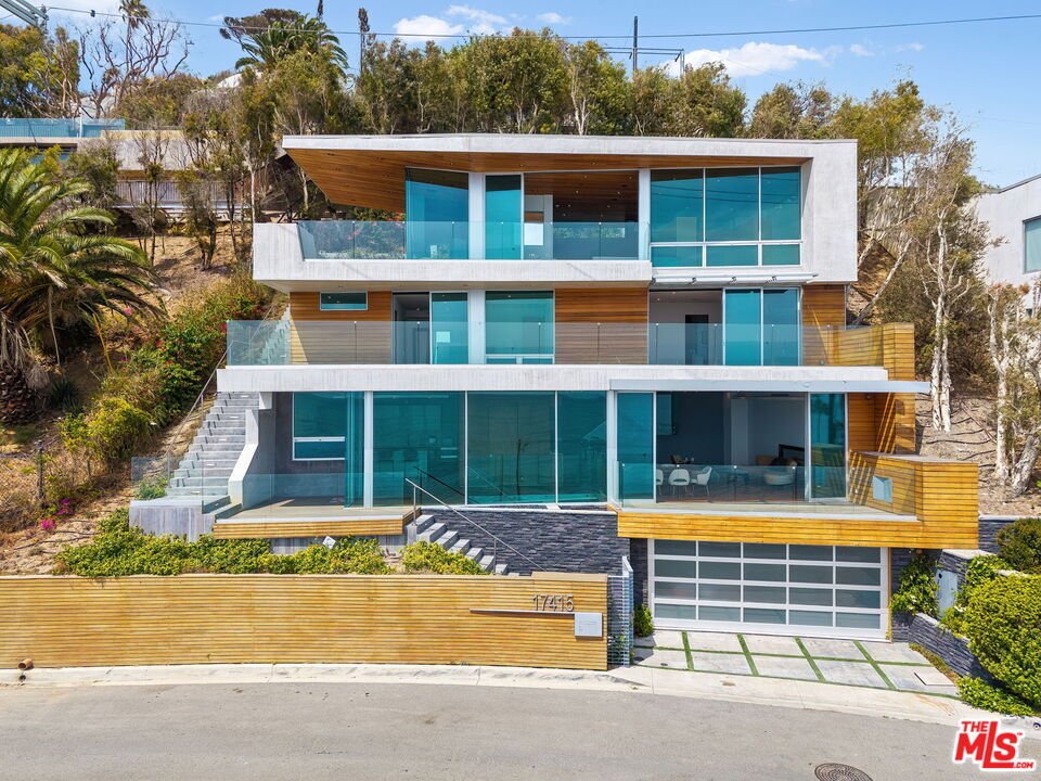 House in Los Angeles, California, United States 1 - 18666969