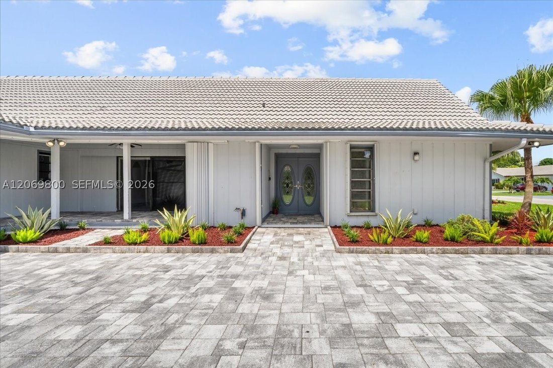 House in Coral Springs, Florida, United States 3 - 18663250