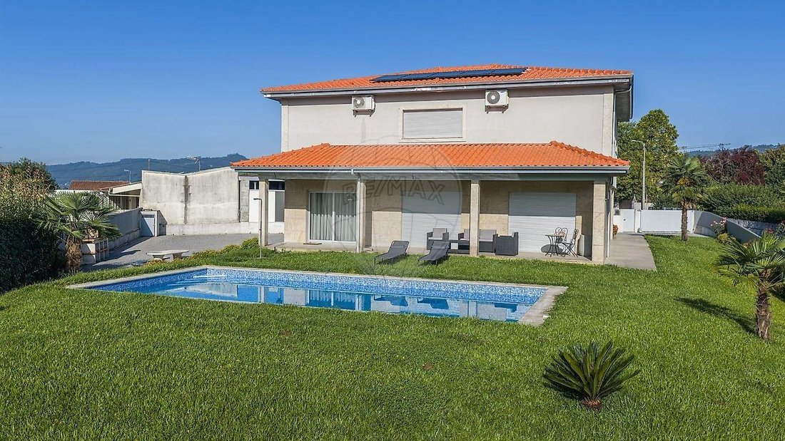 Villa in Briteiros Santo Estevao e Donim, Braga, Portugal 1 - 18666494