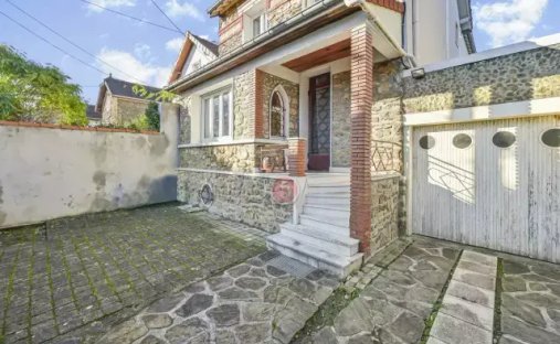 House in Centre Ville, Villemomble, France 1