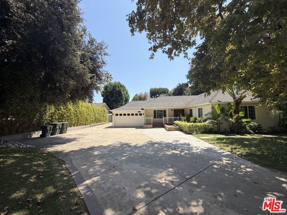House in Altadena, California, United States 1 - 18662007