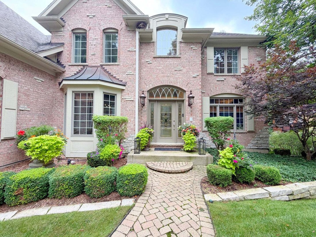 House in South Elgin, Illinois, United States 3 - 18663379