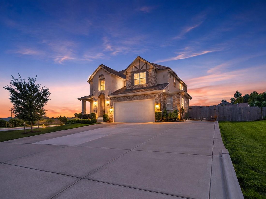House in Montgomery, Texas, United States 2 - 18669434