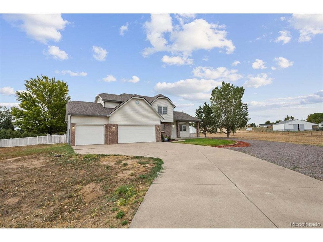 House in Lochbuie, Colorado, United States 3 - 18662177