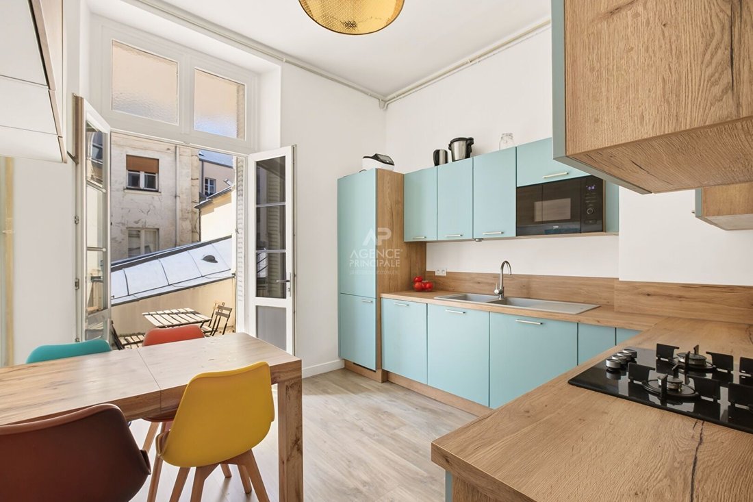 Apartment in Domaine National du Château, Versailles, France 3 - 18660213