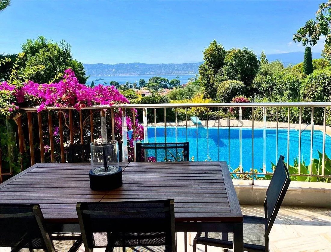Apartment in Fontmerle, Antibes, France 2 - 15921175