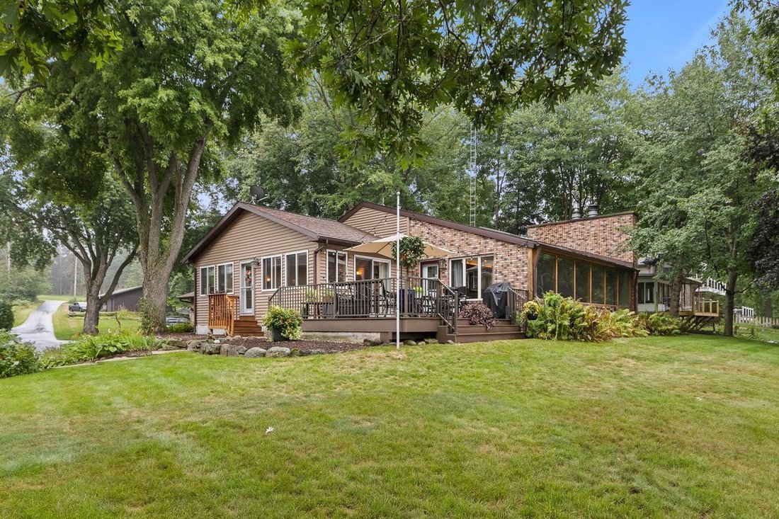 House in Lake Wisconsin, Wisconsin, United States 1 - 18661906