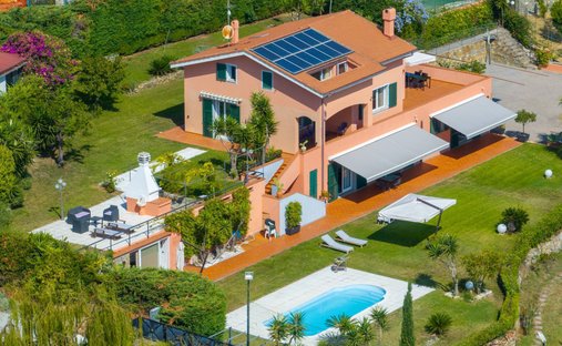 Villa in Coldirodi, Sanremo, Italy 1