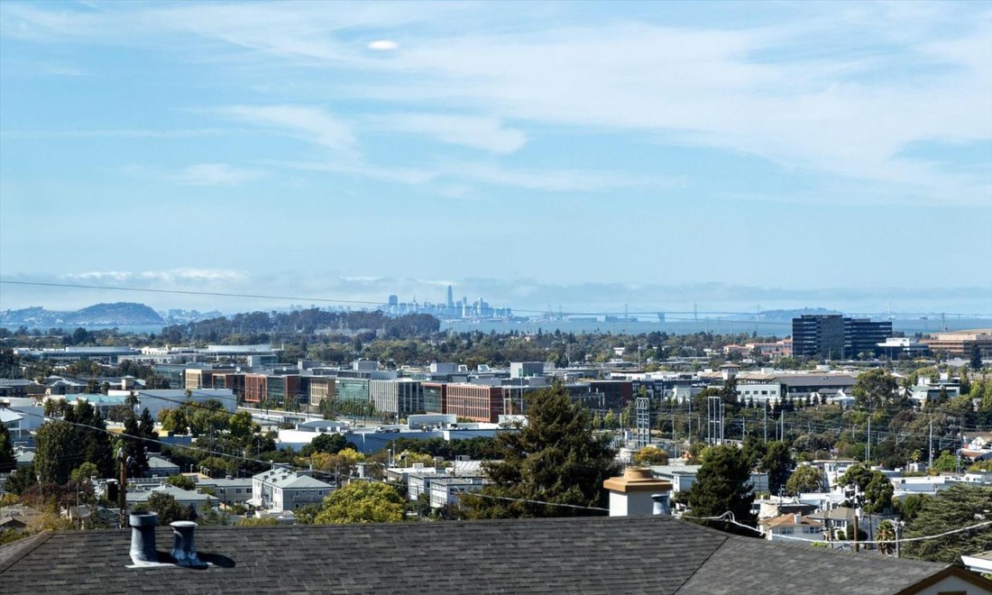 House in San Mateo, California, United States 2 - 18666331