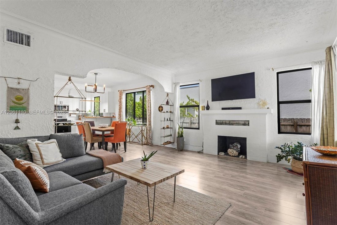 House in Miami, Florida, United States 4 - 18664337