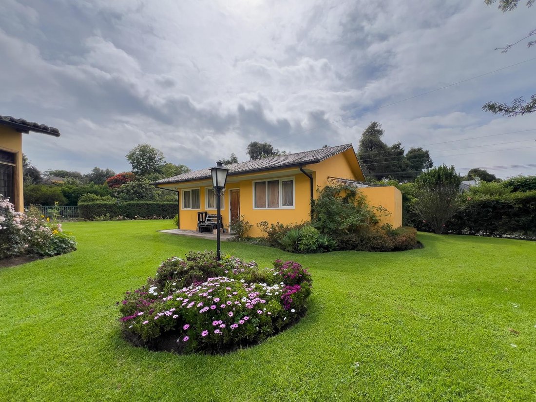 Land in Quito, Pichincha, Ecuador 5 - 18660844