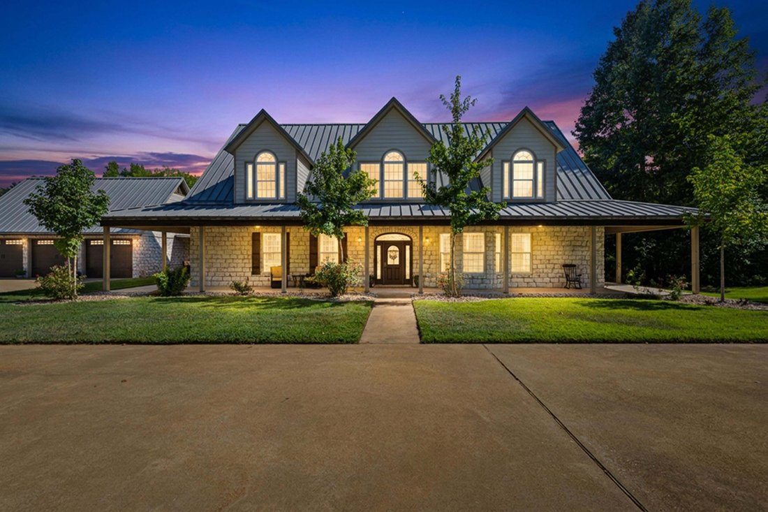 House in Longview, Texas, United States 1 - 18667596