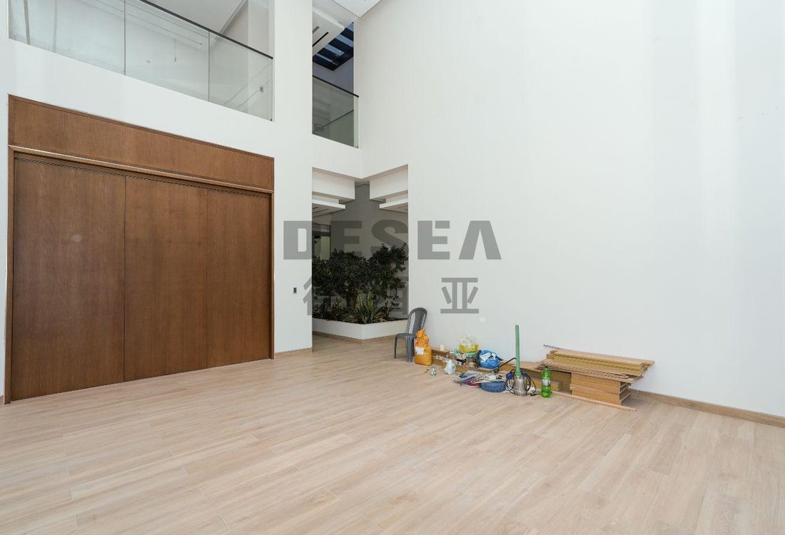 Villa in Hadaeq Sheikh Mohammed Bin Rashid, Dubai, United Arab Emirates 5 - 18659910