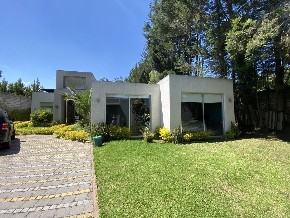 House in Quito, Pichincha, Ecuador 3 - 18660816