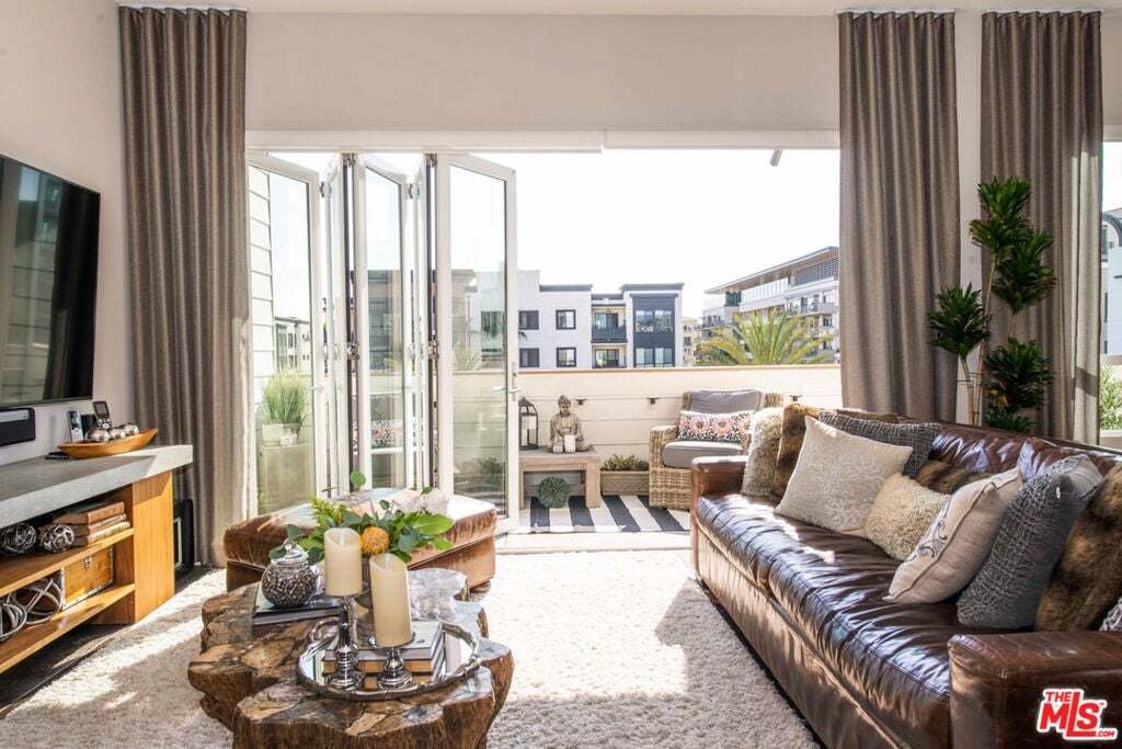 Condo in Los Angeles, California, United States 3 - 18662013