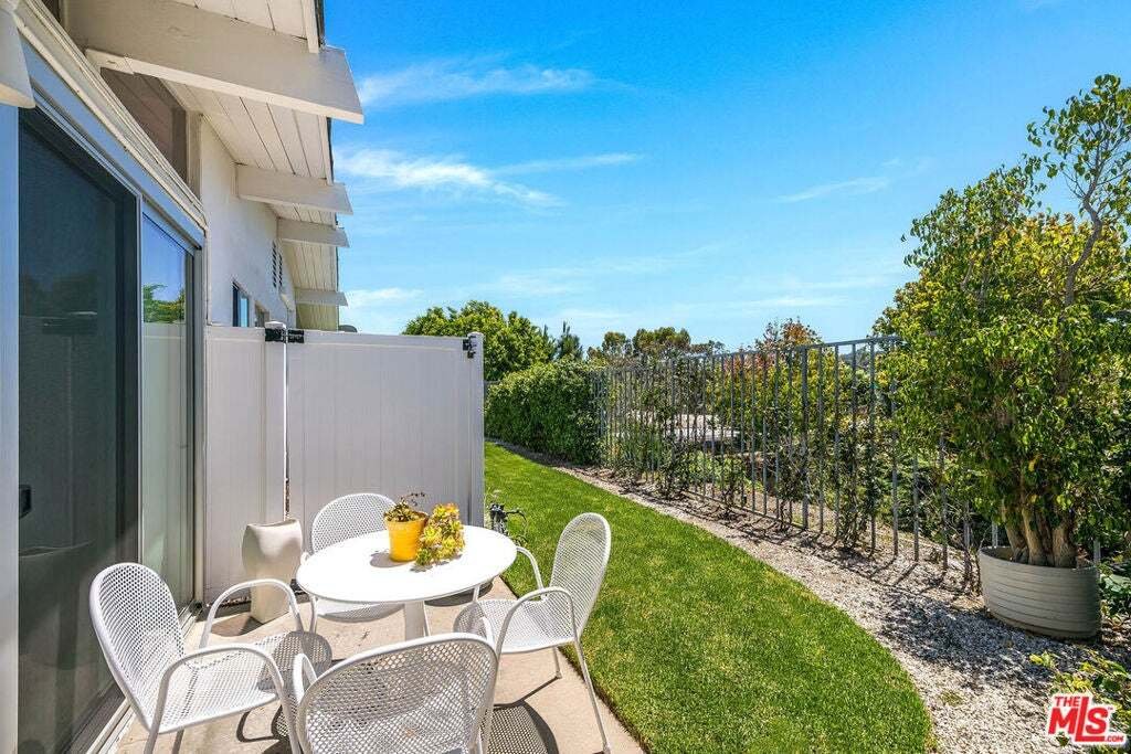 House in Los Angeles, California, United States 4 - 18659354