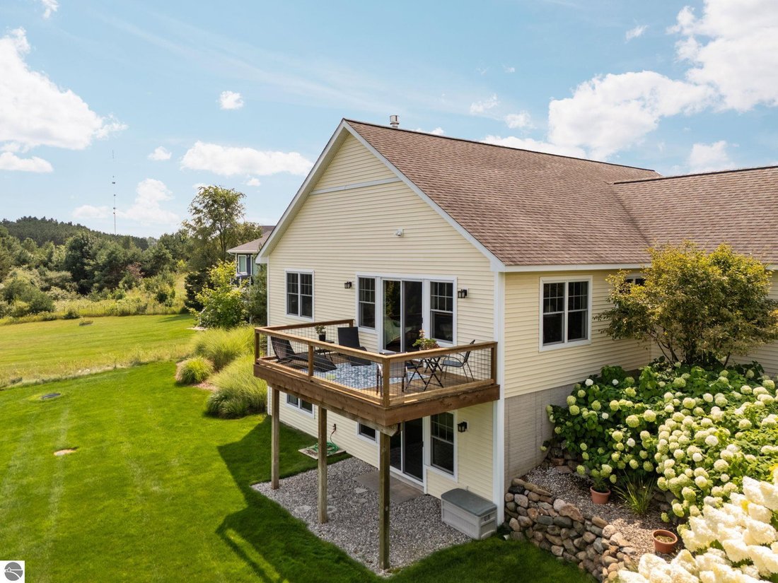 House in Garfield Township, Michigan, United States 2 - 18636047