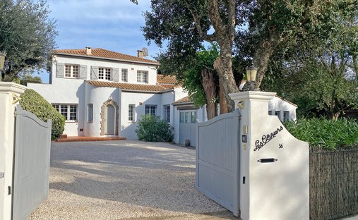House in Grimaud, Provence-Alpes-Côte d'Azur, France 1