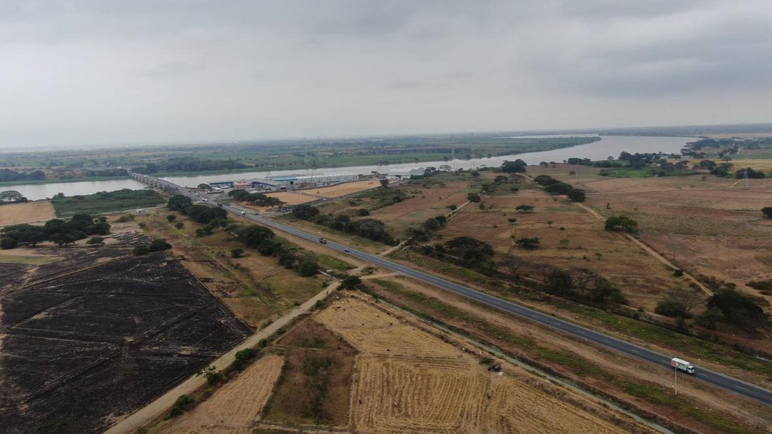 Land in Samborondón, Guayas, Ecuador 1 - 18660511