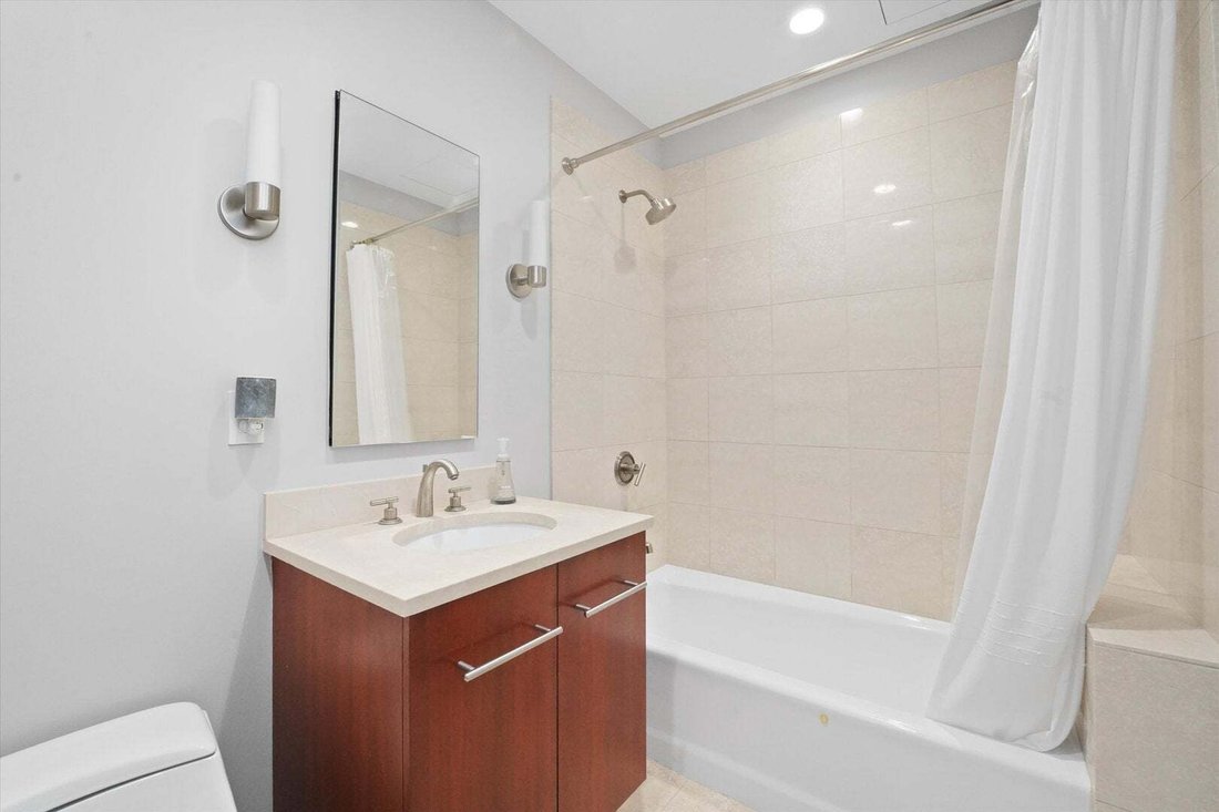 Condo in Chicago, Illinois, United States 5 - 18669138