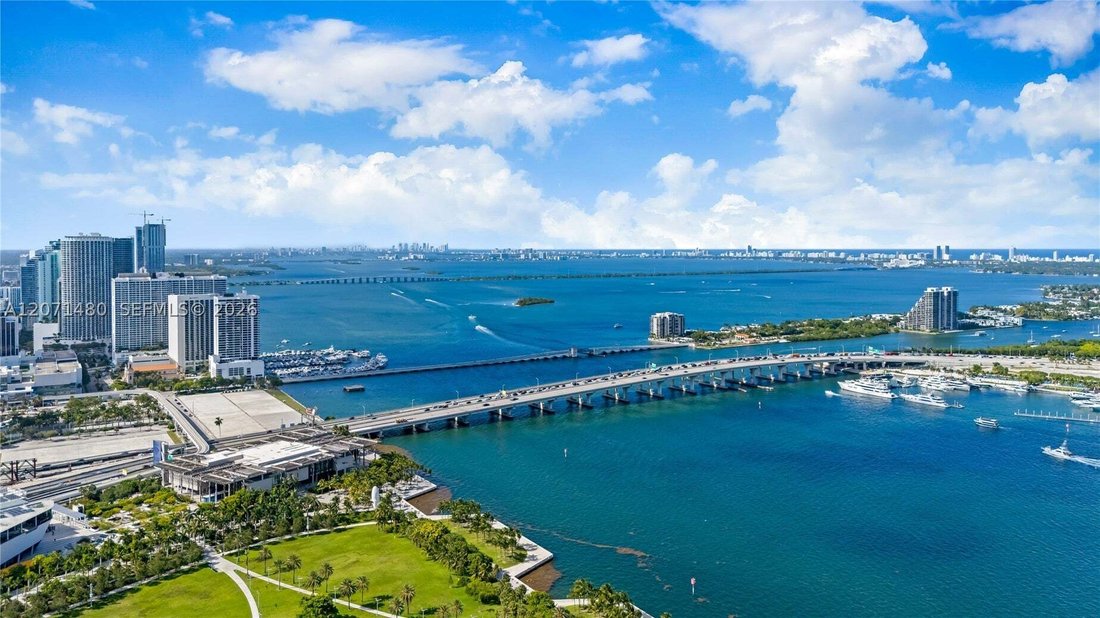 Condo in Miami, Florida, United States 1 - 18663547