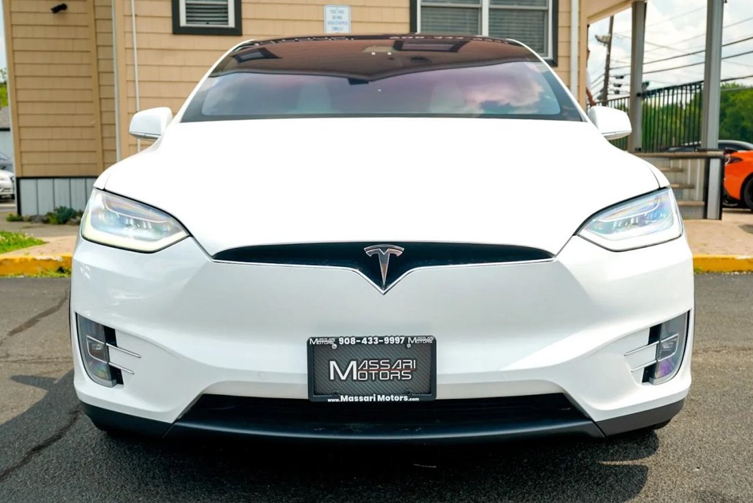 Suv in Atlantic Highlands, NJ, United States 2 - 18669887