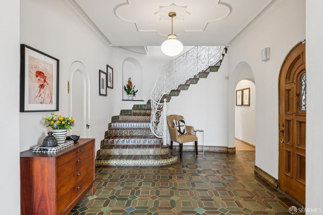 House in San Francisco, California, United States 5 - 18669548