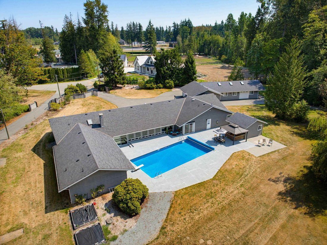 House in Langley Township, British Columbia, Canada 3 - 18670464