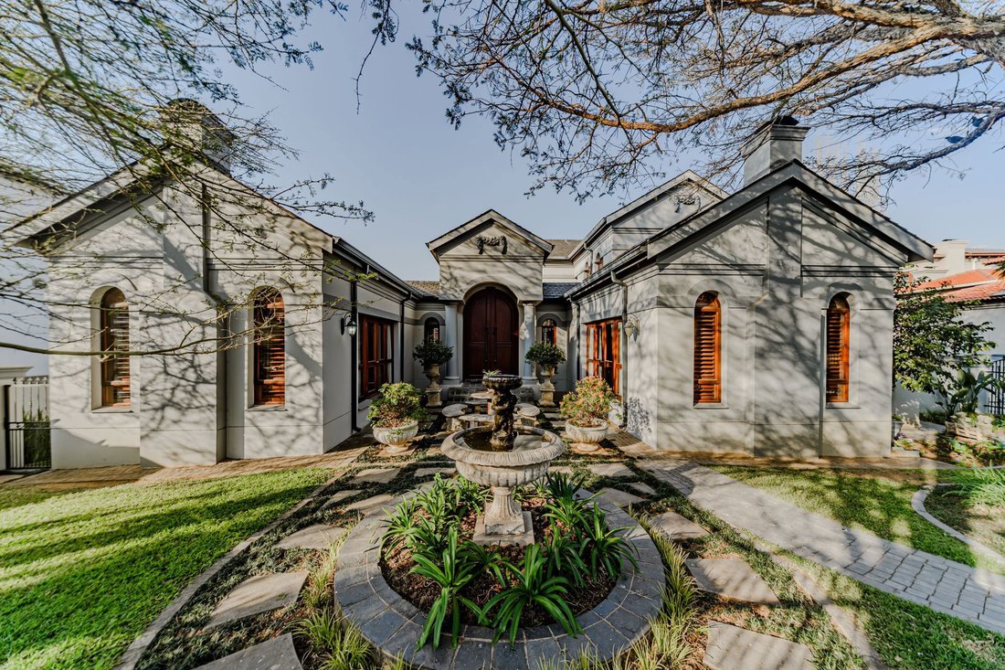 House in Waterkloof Ridge, Gauteng, South Africa 2 - 18662446