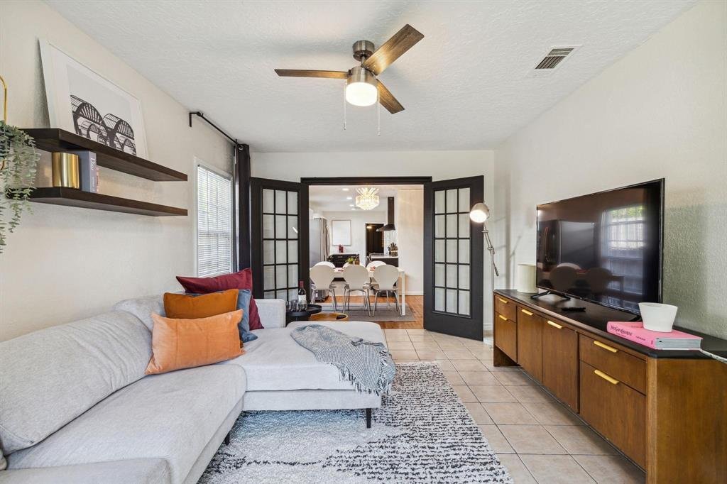 House in Dallas, Texas, United States 3 - 18669484