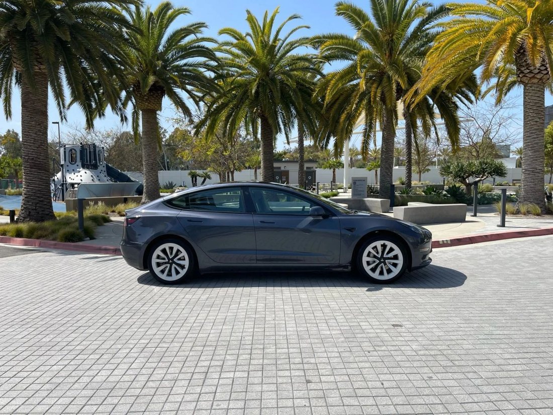Sedan in Riverside, CA, United States 5 - 18666674