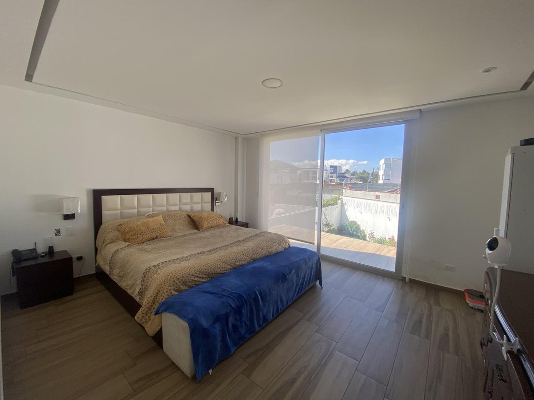 House in Quito, Pichincha, Ecuador 5 - 18660374
