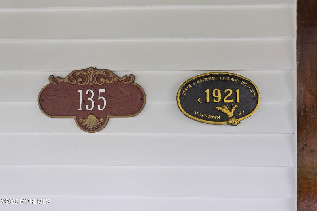 House in Upper Freehold, New Jersey, United States 5 - 18670752