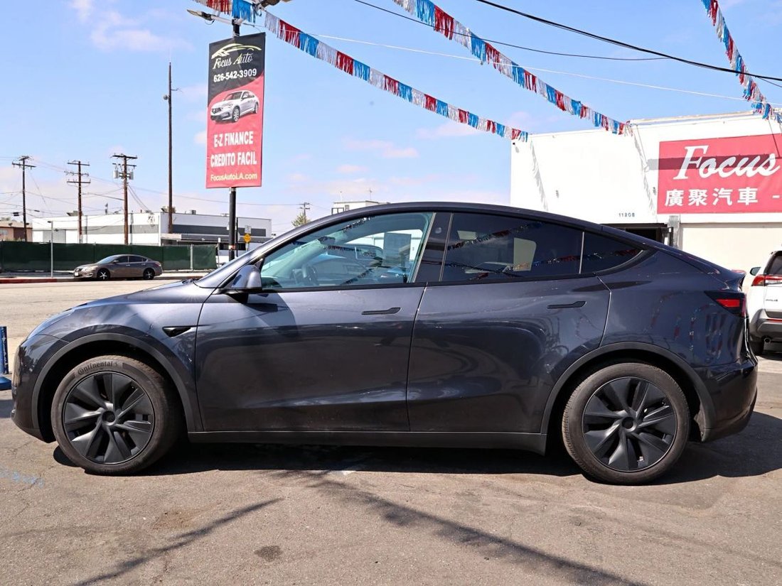 Suv in El Monte, CA, United States 5 - 18671111