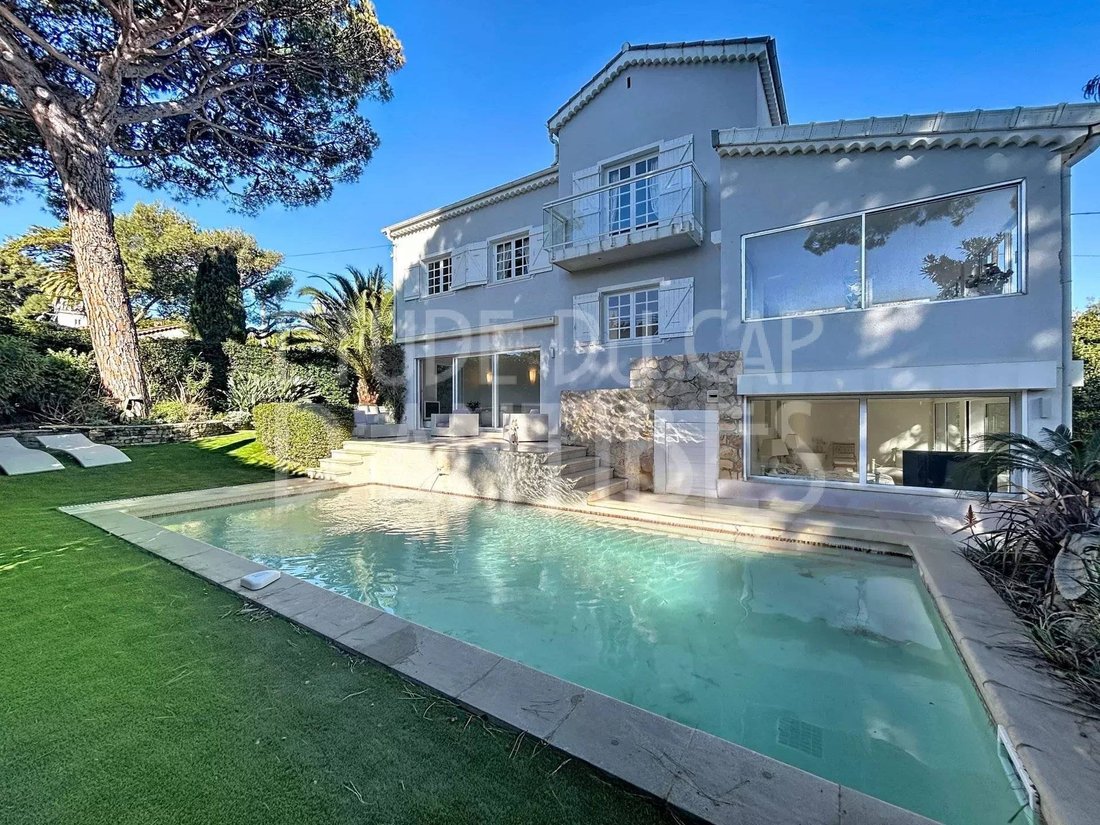 Villa in Fontmerle, Antibes, France 2 - 17149571