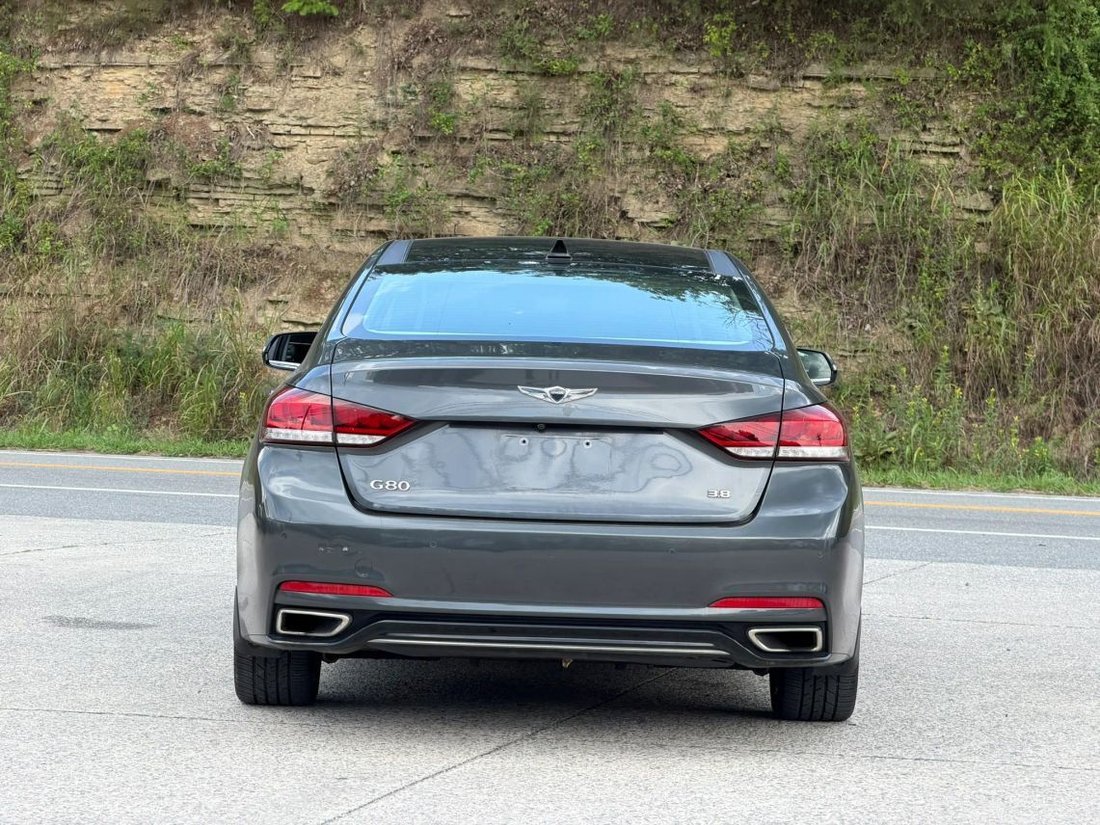 Sedan in Woodbury, TN, United States 5 - 18664960