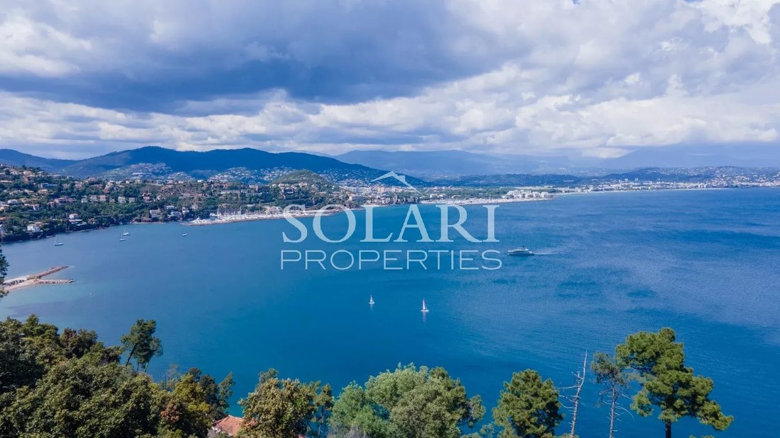 Villa in Théoule-sur-Mer, Provence-Alpes-Côte d'Azur, France 4 - 15663777