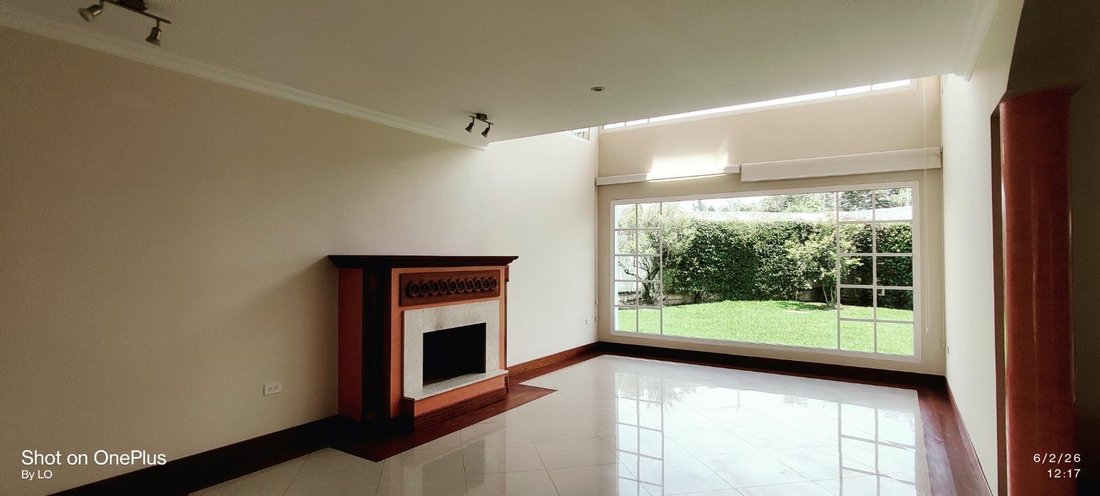 House in Quito, Pichincha, Ecuador 4 - 18661538
