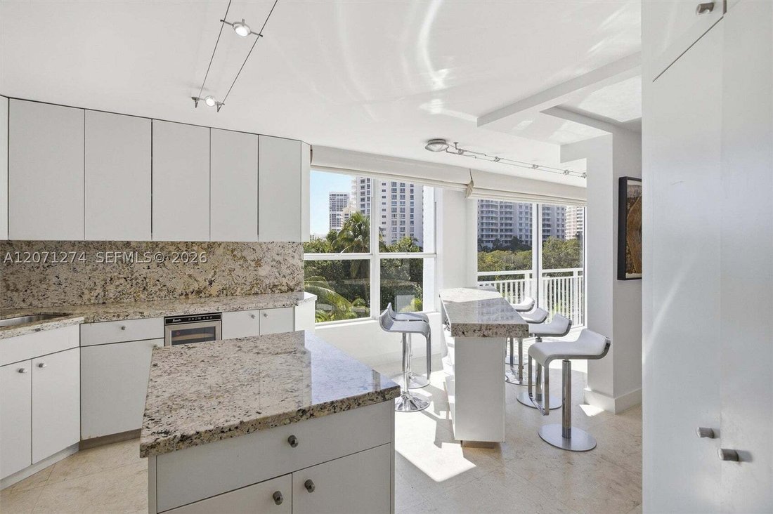 Condo in Key Biscayne, Florida, United States 5 - 18663500