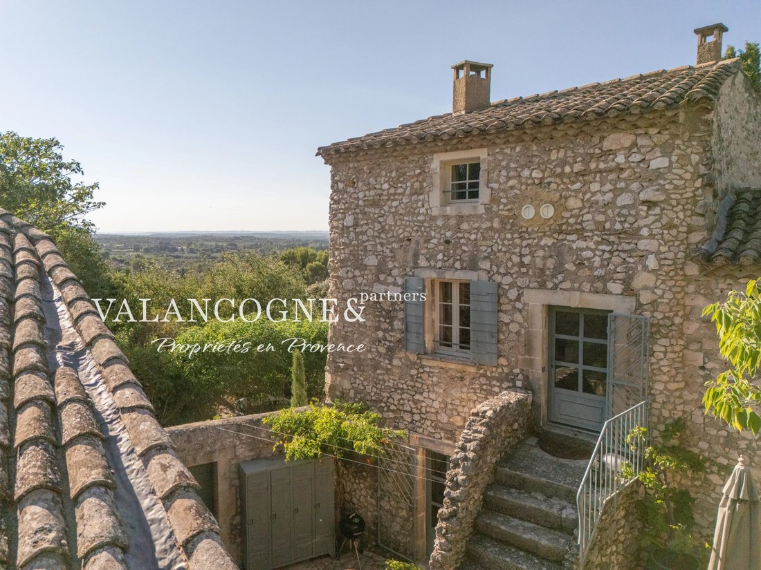House in Eygalières, Provence-Alpes-Côte d'Azur, France 1 - 18477598