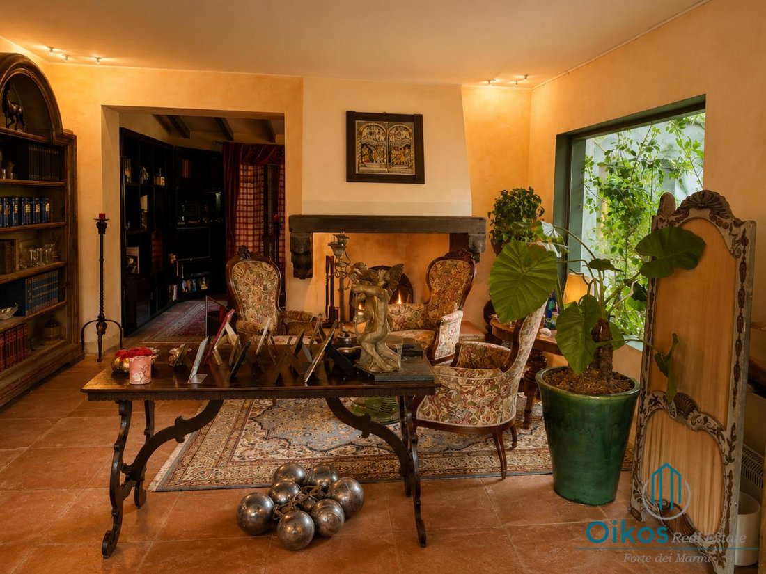 Villa in Caranna-Vaiana, Forte dei Marmi, Tuscany 5 - 18662739