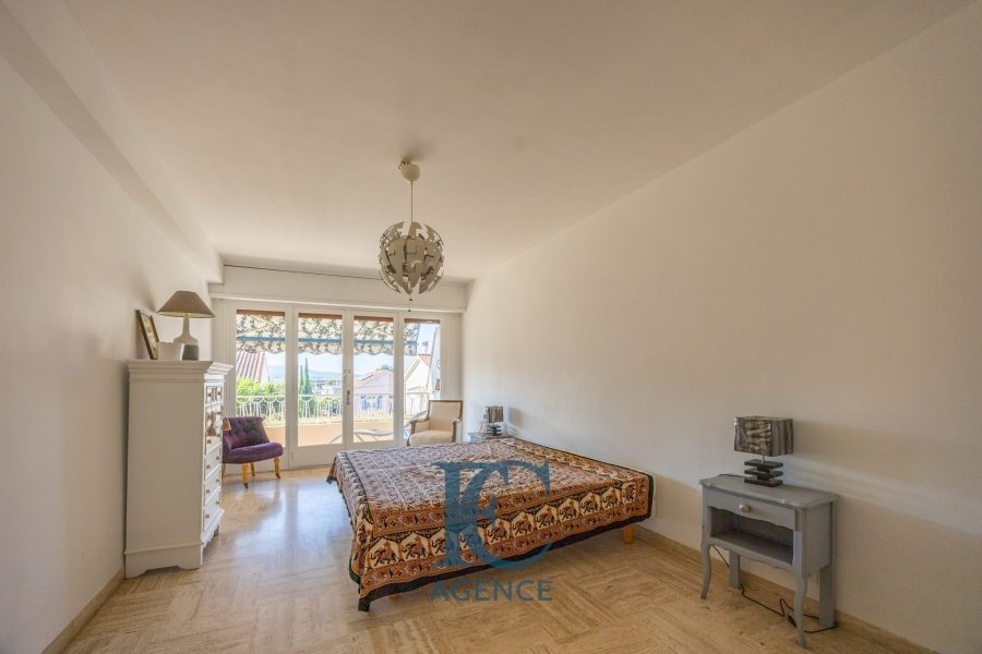 Apartment in Sanary-sur-Mer, Provence-Alpes-Côte d'Azur, France 4 - 18669195