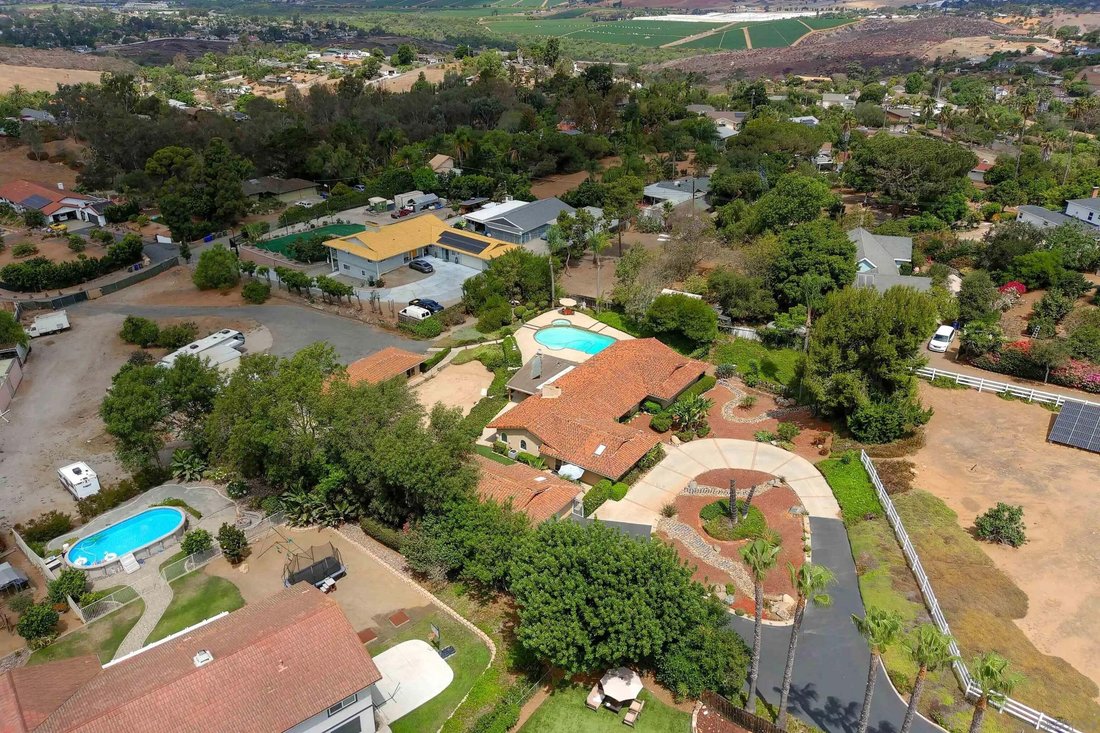House in Vista, California, United States 5 - 18669395
